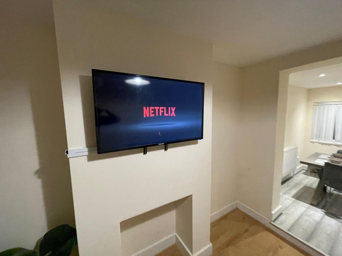 Big 3 Bedroom London House With 2 Bathroom Plumstead  Eksteriør billede